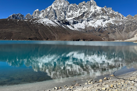 Gokyo Valley Circuit Trek – 13 Days