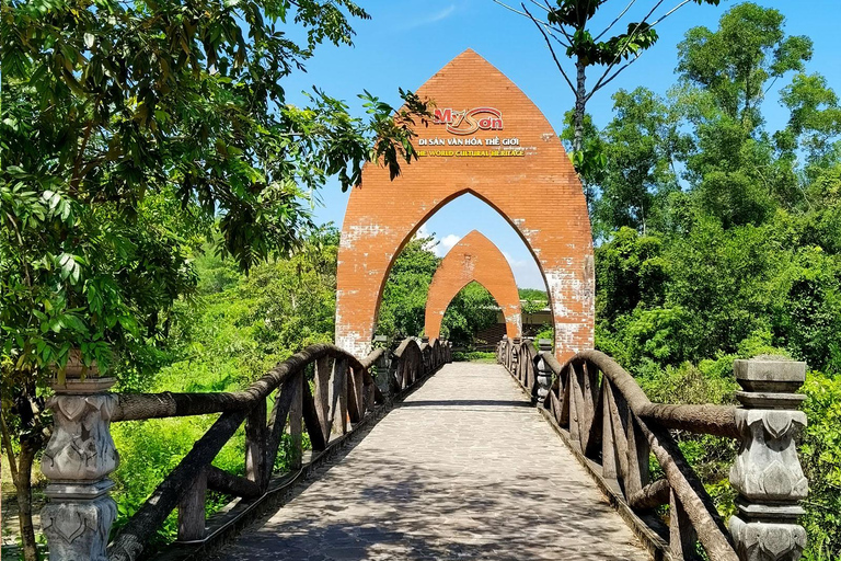 Santuario di My Son e tour a piedi di Hoi AnPickup+ritorno a Hoi An Santuario di My Son e tour a piedi di Hoi An
