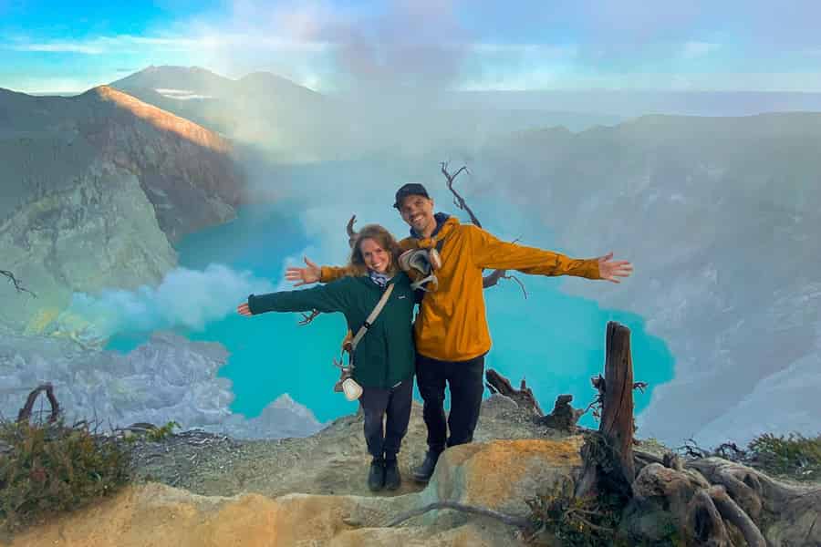Mitternachtswanderung am Vulkan Kawah Ijen & Sonnenaufgangserlebnis. Foto: GetYourGuide Mitternachtswanderung am Vulkan Kawah Ijen & Sonnenaufgangserlebnis. Foto: GetYourGuide