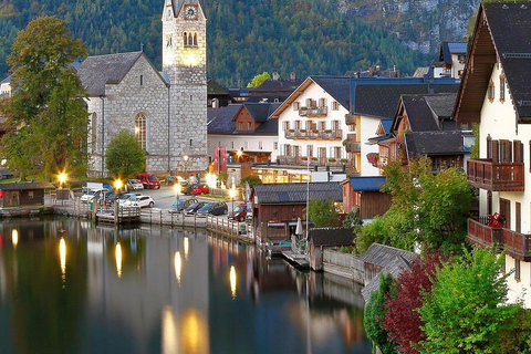 From Salzburg: Private Day Trip to Hallstatt