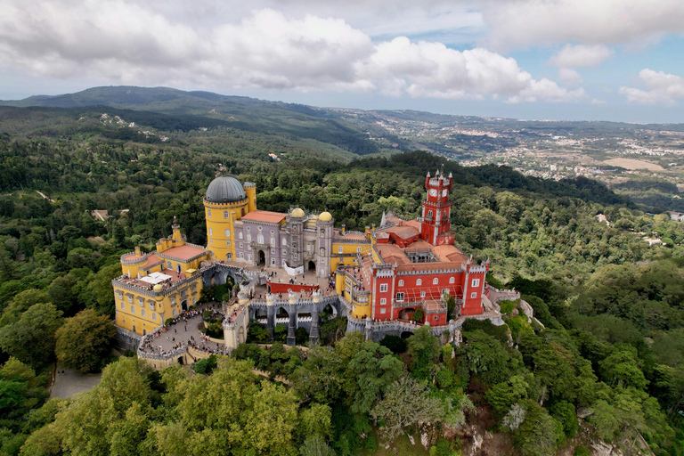 From Lisbon: Private Sintra, Peña palace & Regaleira Tour. Exclusive Private Tour Experience