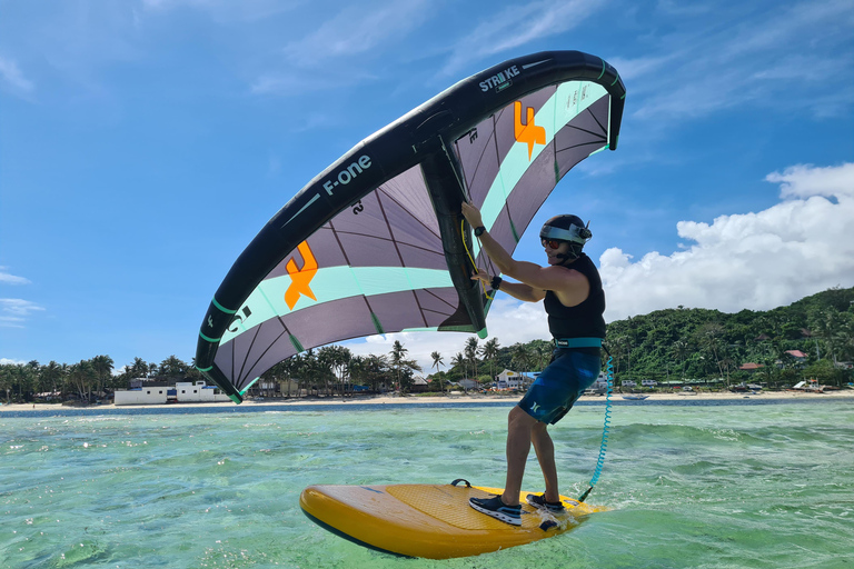 Wypróbuj Wingfoiling na Boracay