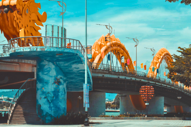 Da Nang : marché matinal et circuit en scooter avec petit-déjeunerDa Nang : Visite guidée du marché matinal et petit-déjeuner en scooter