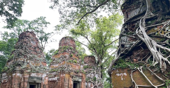 Koh Ker, Kulen Waterfall and Beng Mealea from Siem Reap