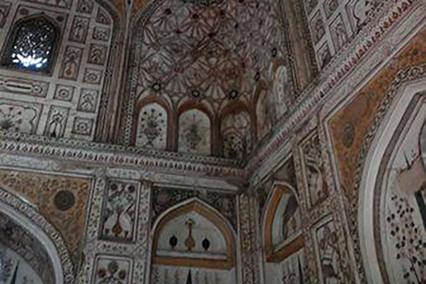 Benarés: Tour privado de Prayagraj de un día completoVaranasi: tour privado de día completo a Prayagraj