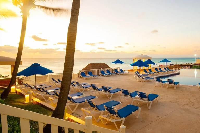 Private shuttle from Golden Parnassus to CUN Airport