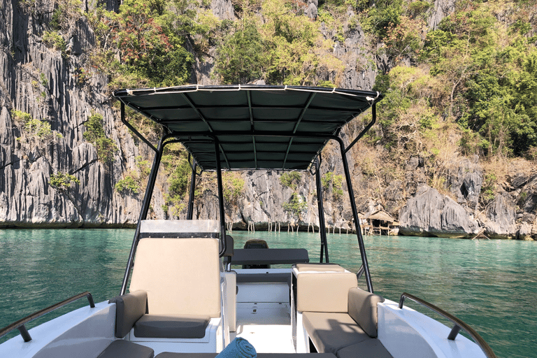 Coron Private Speedboat Tour with Exclusive Lagoon Lunch