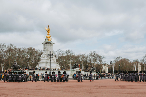 VIP Westminster Abbey & Upper Gallery and Buckingham Palace
