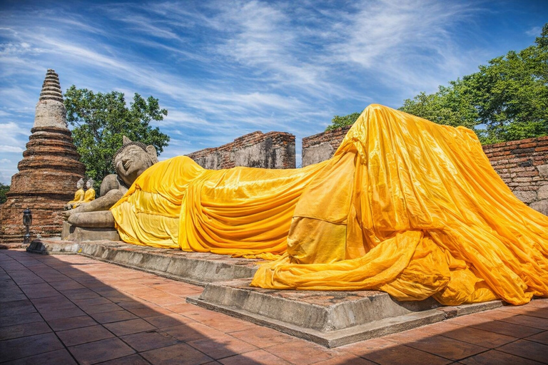 Ayutthaya: Private River Temple Cruise with Photographer