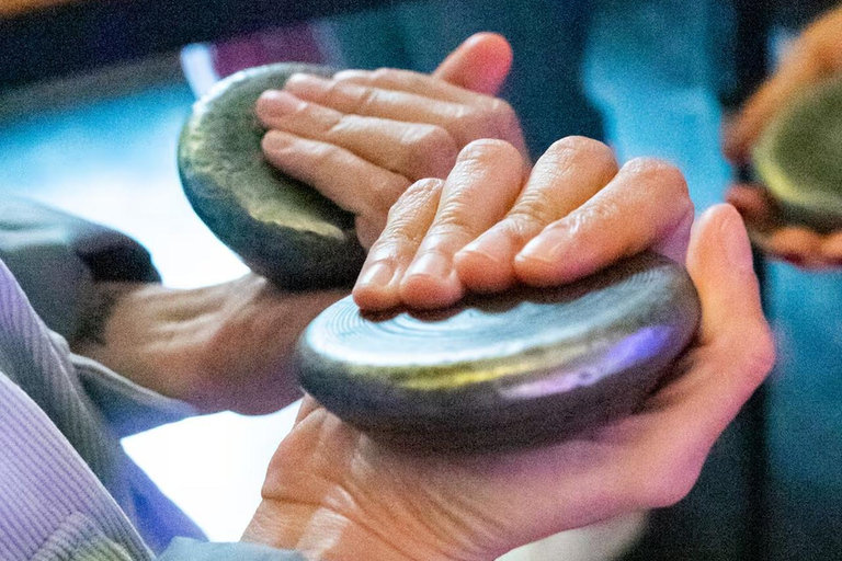 Bogotá: Chapinero Alto Walk with Coffee &amp; Local Market