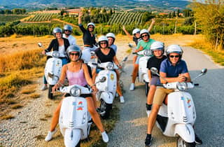 Chianti-Vespa-Erlebnis: Weinprobe und toskanisches Mittagessen