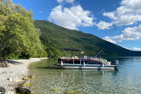 Ohrid: Lake Ohrid Boat Cruise with Swimming Stops