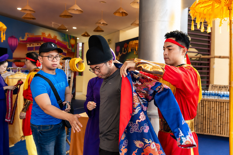 Da Nang: Heritage Show & Mi Quang Show with Noodle Tasting From Hoi An: Heritage Show & Hotel Transfer