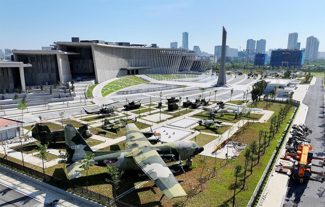 From Hanoi: Military History Museum Tour in Hanoi City