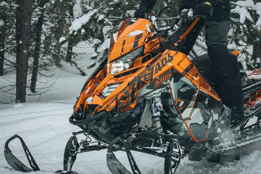 Riga: Schneemobil-Abenteuer mit Transfer. Foto: GetYourGuide Riga: Schneemobil-Abenteuer mit Transfer. Foto: GetYourGuide