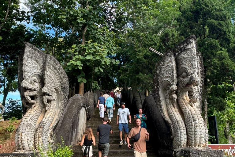 Chiang Rai: Popular Sightseeing Tour 7 places , Buffet Lunch Chiang Rai: Popular Sightseeing Tour 7 places ,Buffet Lunch