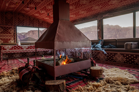 Wadi Rum: Private 2-day photography tour stargazing and jeep