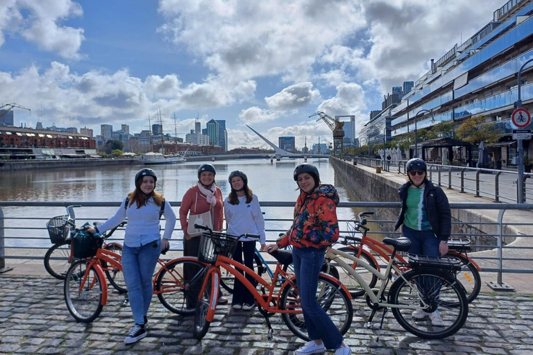 Bike + Boat Tour: Buenos Aires in a Day, North and South Bike + Navigation Tour: Buenos Aires is a day to the North and South (E-bike)