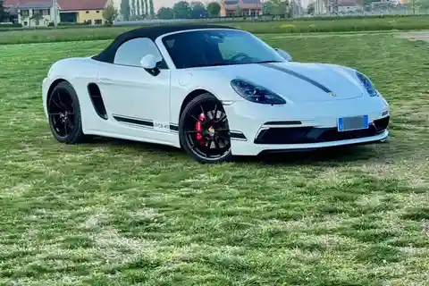 Porsche Milano Drive