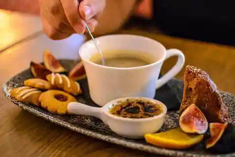 Passeio pelo mercado de Natal de Estrasburgo e visita guiada culinária com degustações