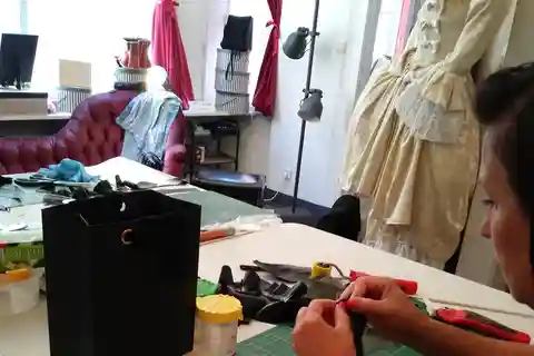 Brugge: workshop latexkleding