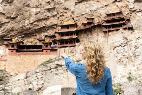 Beijing:Bullet Train Tour to Hanging Temple&Yungang Grottoes