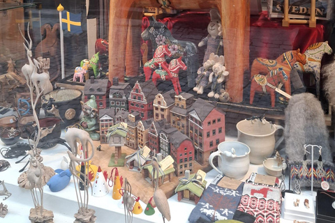 Stockholm: Walking tour from Medieval Town to Modern Capital German gamla stan