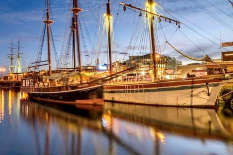 Oslo: Blues Cruise on the Oslo Fjord With Shrimp Buffet