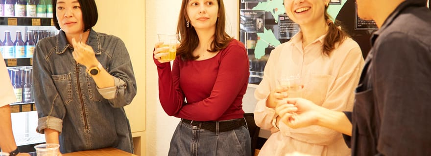 Sapporo : Visite guidée de la vie nocturne et des bars avec un guide local