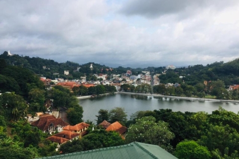 Explore In Kandy With Lesley Explore In Kandy With Lesly