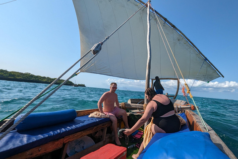 Zanzibar: Safari blu di un giorno intero con snorkeling e barbecue