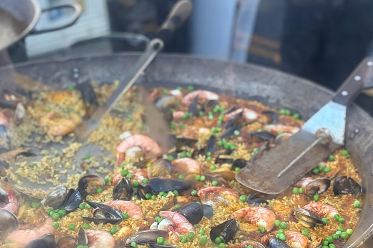 Seattle: Ballard Farmers Market Food & Nordic History Tour
