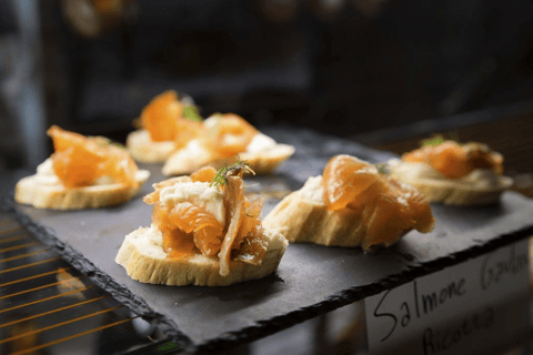 Venice: Live Concert with Dinner or Aperitif at LL JAZZ Club Delicious Dinner with Live at Top Northern Italy Jazz Club