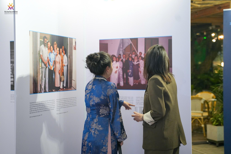 Hanoi: Women Museum or Fish Trap, Soy Sauce, Incense Village PRIVATE: Fish Trap Village & Soy Sauce & Incense, Hat, Lunch