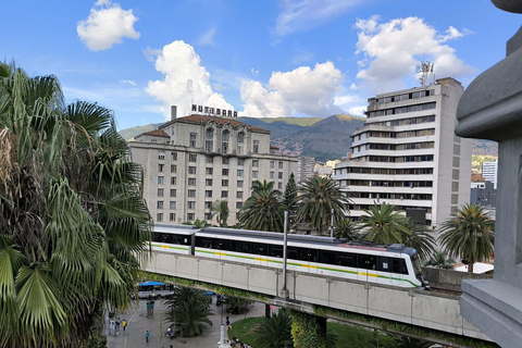 Medellín Through Time – City Sightseeing Tour | Subway, Metrocable, and Historic Center