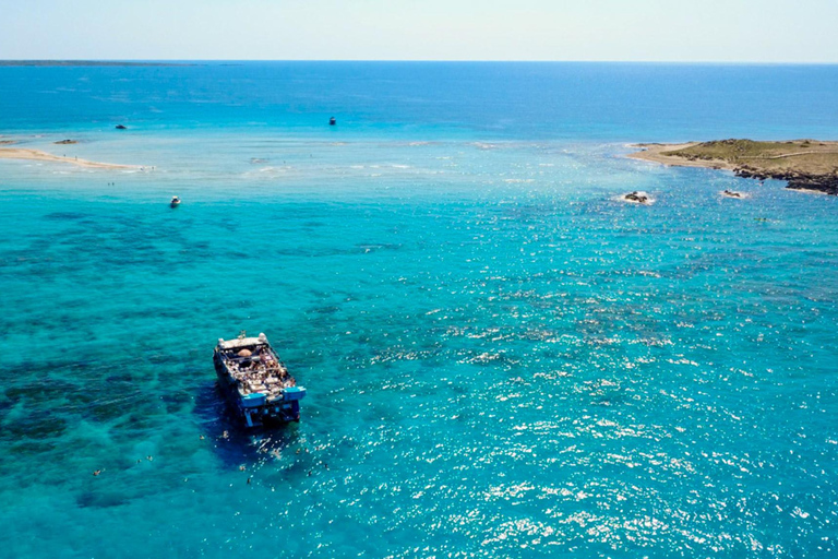 Ibiza: Formentera Boat with Open Bar, 3 meals & Sunset Party ADVANCE: Standard selection of food & open bar option