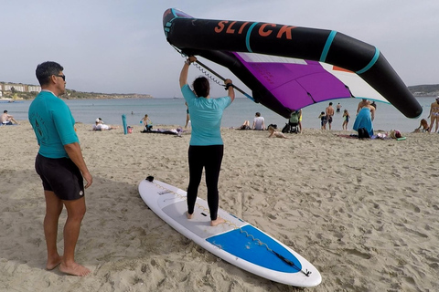 Mellieha: Introduzione al Wing Foiling (corso)Mellieha: Introduzione alla sventagliata d&#039;ala