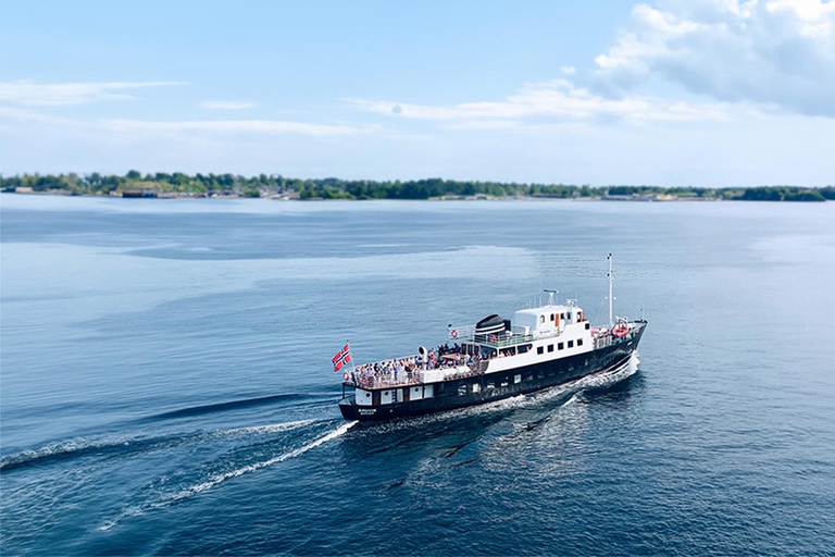 奥勒松：峡湾“Flyt-Bar”水上酒吧派对奥勒松：峡湾上的“Flyt-Bar”水上休闲派对