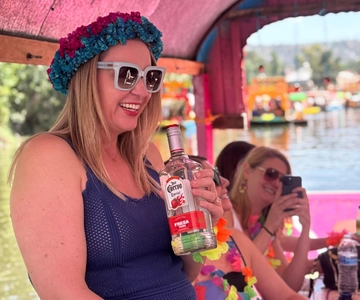 Mexico City: Xochimilco Boat Party with Unlimited Drinks