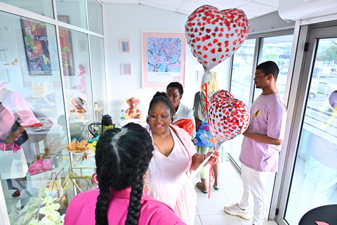 ART TOUR GUADELOUPE: guided visits, local lunch by private bus ART TOUR GUADELOUPE: guided tours, local lunch, by private bus