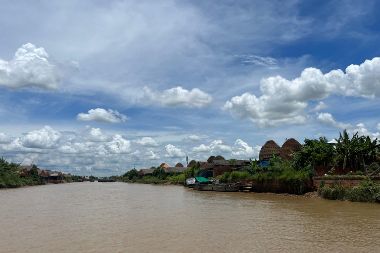 2-Day Mekong Delta Private Tour: Vinh Long, Can Tho & Sa Dec