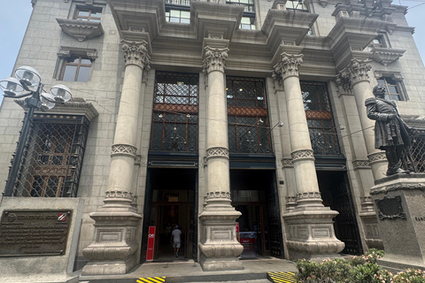 Lima: Tour al Centro Histórico, Catedral y Catacumbas de San Francisco