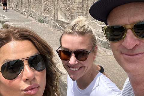 Naples Transfer to Positano with 2hr stop at Pompeii site Visit Pompeii from Naples to Positano