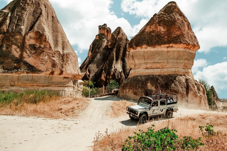 Z Göreme/Ürgüp: Kapadocja Jeep Safari o wschodzie lub zachodzie słońcaKapadocja Jeep Safari - Zachód słońca