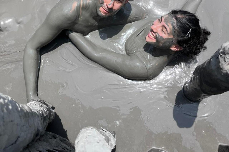 Totumo Volcano + Beach: Tourist route, entrance, lunch, and beach club Totumo Volcano + Beach: Tourist route, lunch, and beach club