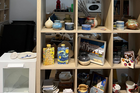 Seville: Ceramic Tile Workshop in Triana