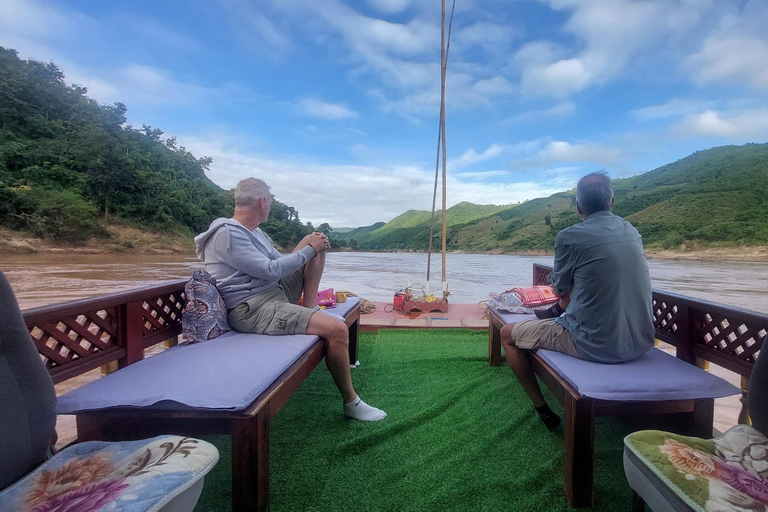 Chiang Rai – Luang Prabang: 2-dniowy rejs po rzece premium