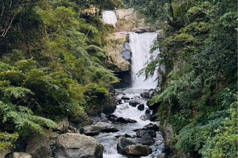 Taipei: 8 Hours Private Day Tour in Wulai with Benz Vito Wulai 8 hours day tour at 2026 Chinese New Year