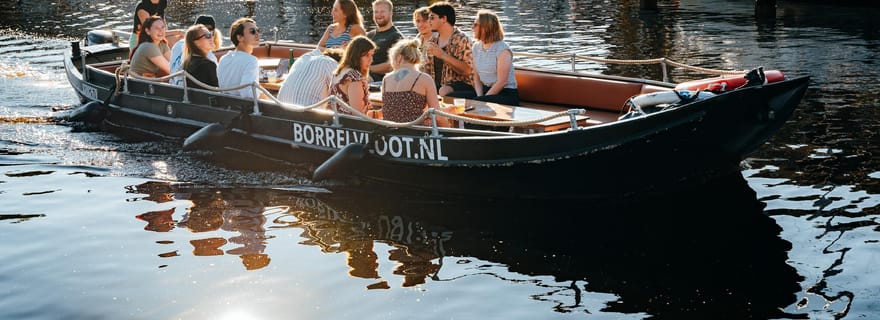 Groningue : Croisière informative sur les canaux de la ville + boissons et biscuits