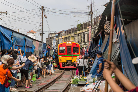 BKK : Private Damnoen Saduak Floating Market & Train Market BKK: Private Damnoen Saduak Floating Market & Train Market